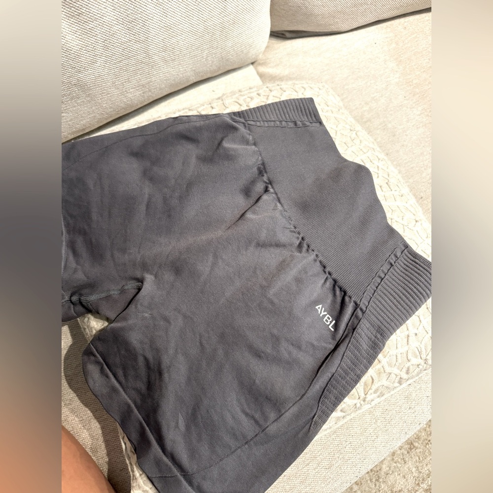AYBL SHORTS SEAMLESS